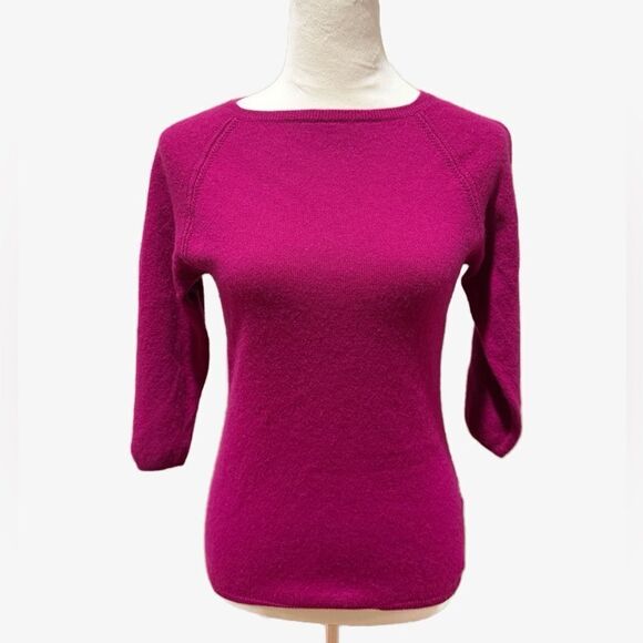 InCashmere magenta sweater - Picture 1 of 8
